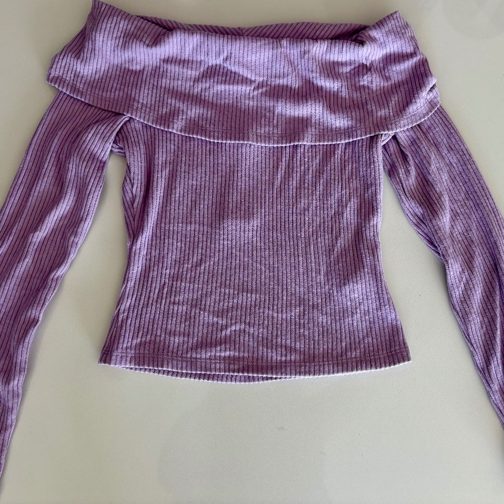 Urban Outfitters, Silence & Noise off the shoulder top